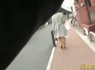 Cute perky Japanese slut loses her tip during instant sharking attack