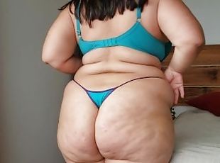 Sexy bbw mommy thanks you for visiting her videos