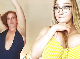Cheryl Blossom and Yola Flimes on webcam: blonde and redhead lesbians kissing