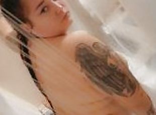 Mandi, Payudara besar, Mastubasi, Orgasme, Amatir, Mainan, Wanita gemuk yang cantik, Alat mainan seks, Mandi (Shower), Seorang diri