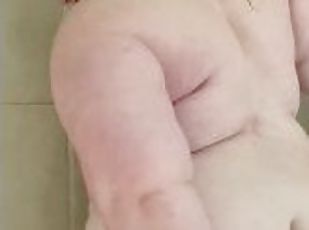 Göt, Banyo yapma, Büyük göğüsler, Mastürbasyon (Masturbation), Boşalma, Amatör, Orta yaşlı seksi kadın, Oyuncak, Anneciğim, Dolgun güzel kadın