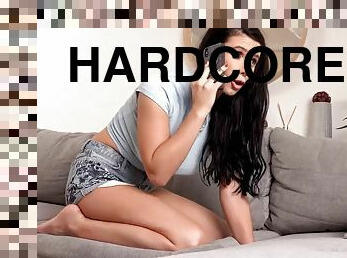 hardcore, bruneta