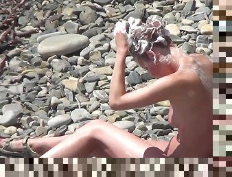 Nude girls feeds voyeur's lust