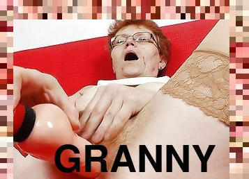 Solo masturbation with Euro granny Jindriska