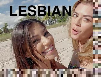 Vivianne Desilva and Xxlayna Marie Naughty Lesbo Tandem