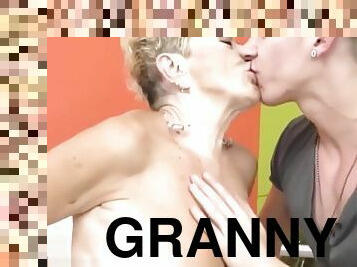 Bigtits granny spoon fucked and doggystyled