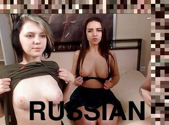 ruské, lesbické, trojka, červenovláska, webkamera, tetovanie