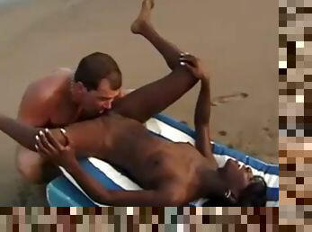 Beach sex with hot ebony