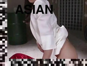 Kinky asian beauty gets teased