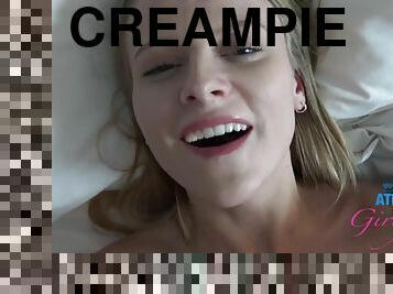 Paris White - She wants a creampie in 4K
