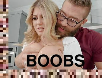 Hipster dude goes wild with Kayla Kayden's big juicy boobs