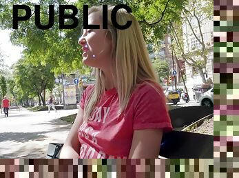 Public Pickups - Nip Slip Payday 1 - Sicilia