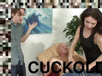 Izzy Champayne cuckold porn video