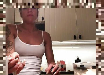 Perfect pokies on the kitchen cam, braless sylvia and her am