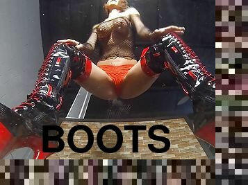 Nikki Sims Boots