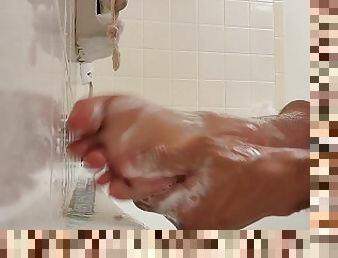 mandi, kurus, amatir, kaki, italia, mandi-shower, seorang-diri, buah-zakar, kecil-mungil-tiny, tungkai-kaki
