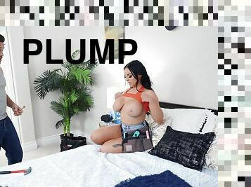 Appetizing Plumper Payton Preslee Hot Porn Video