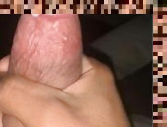 A quick cum shot