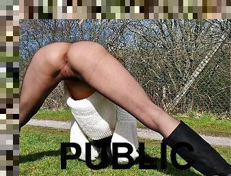 Public In Stockings With No Panties And Pissing