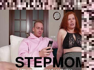 An Unforgettable Evening With Stepmom. Movie And Hard Fucking With Squirt And Orgasms 27 Min