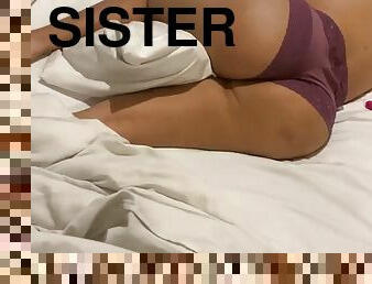 I surprise my STEPSISTER in my bed I cant resist and I CUM IN HER FAT ASS