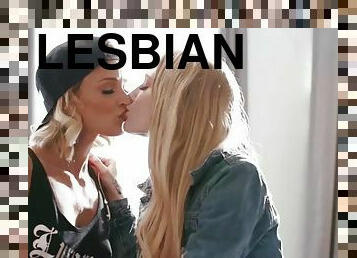 laski, lesbijskie, blondynka