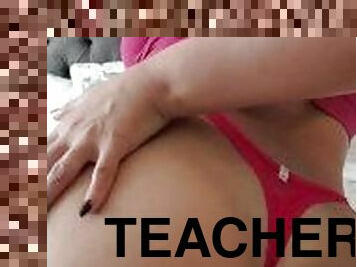 teachers big fat ass is looking for some face she can sit on