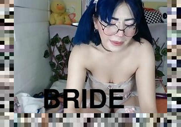 Here squirting the bride
