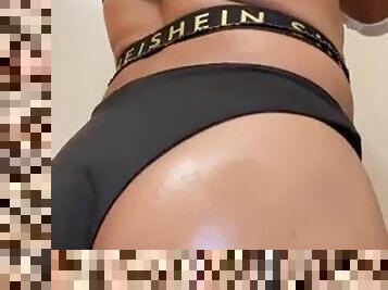 The sexiest black woman with a bubble butt twerking oiled