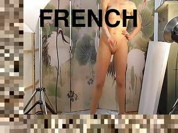 Photographer persuades French Temptress to Strip Naked during session & Fucks her with Creampie - Blowjob