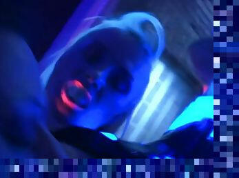 Glow-in-the-dark porn with some kinky slut bouncing on huge dick