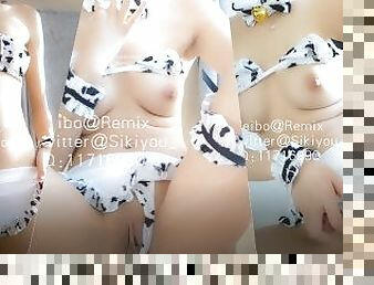 Cute skinny slut with hot bikini show her hot body during the shower ?????
