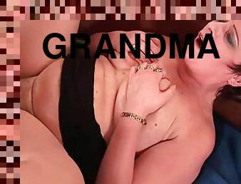 Sexy Grandma Enjoys His Cock In Her Mouth And Hairy Pussy 6 Min
