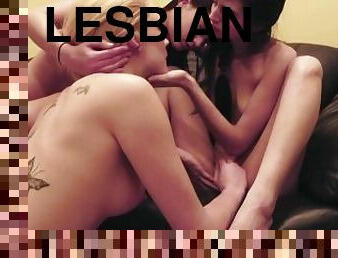 Hot Teen Have Lesbian Threesome
