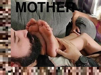 Ghetto Girl Oggtavia Foot Smothering Handjob with Unpainted Natural Toes.. Massive Cumshot