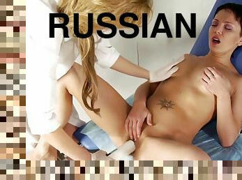 Short-haired Russian Milf Gets Orgasm During Gyno Exam