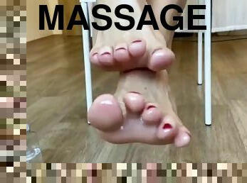 KatieeeF MY FEET LOVE  OIL !! full video