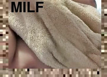 mandi, mastubasi, orgasme, muncrat, amatir, jenis-pornografi-milf, mainan, berambut-pirang, kamar-tidur, mandi-shower