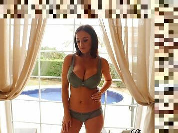 Stacey Poole Jerk Off Challenge jerk off to the beat