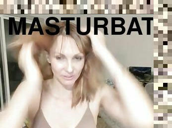 Masturbation show with a pretty redhead