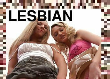 lesbiete, spēļmanta, aptaustīšana, blondīne