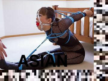 Seated Strappado Bondage