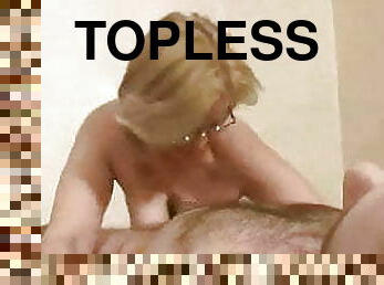 walenie-konia, topless