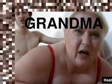 storatuttar, mormor, gammal, gamling, bbw, knubbig, stripp, strumpor, blond, äldre