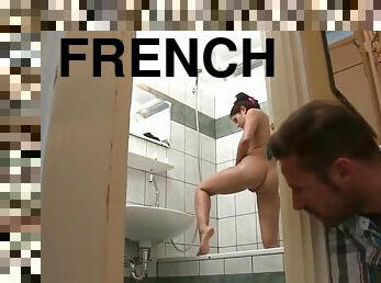 Nice brunette French Angelica Heart is drilled in asshole