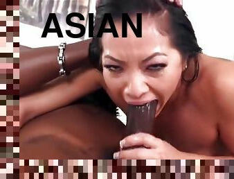 Attractive little oriental Morgan Lee is having a wonderful anal sex
