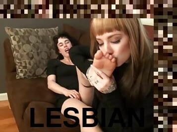 Lesbian feet lickle