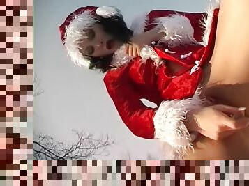 Santa's sexiest helper - Pleasure Photorama