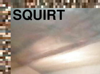 pissing, squirt