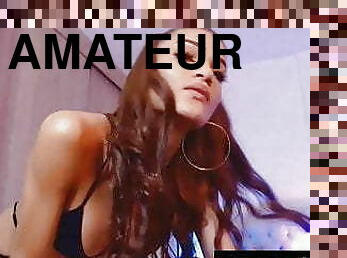 Sexy Masturbates On live webcam